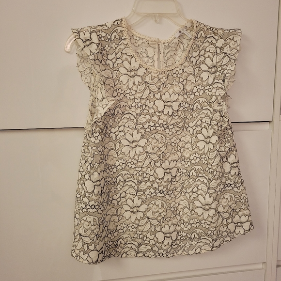 🌸Three Dots corded lace flounce sleeve top - Picture 4 of 11